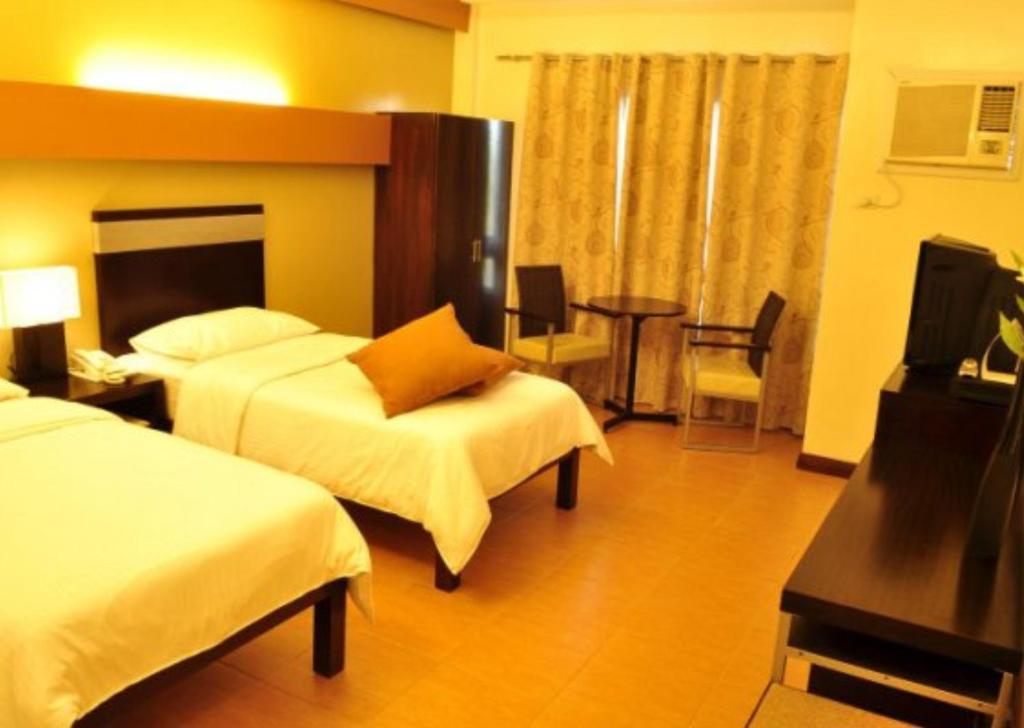 East View Hotel Bacolod Room photo